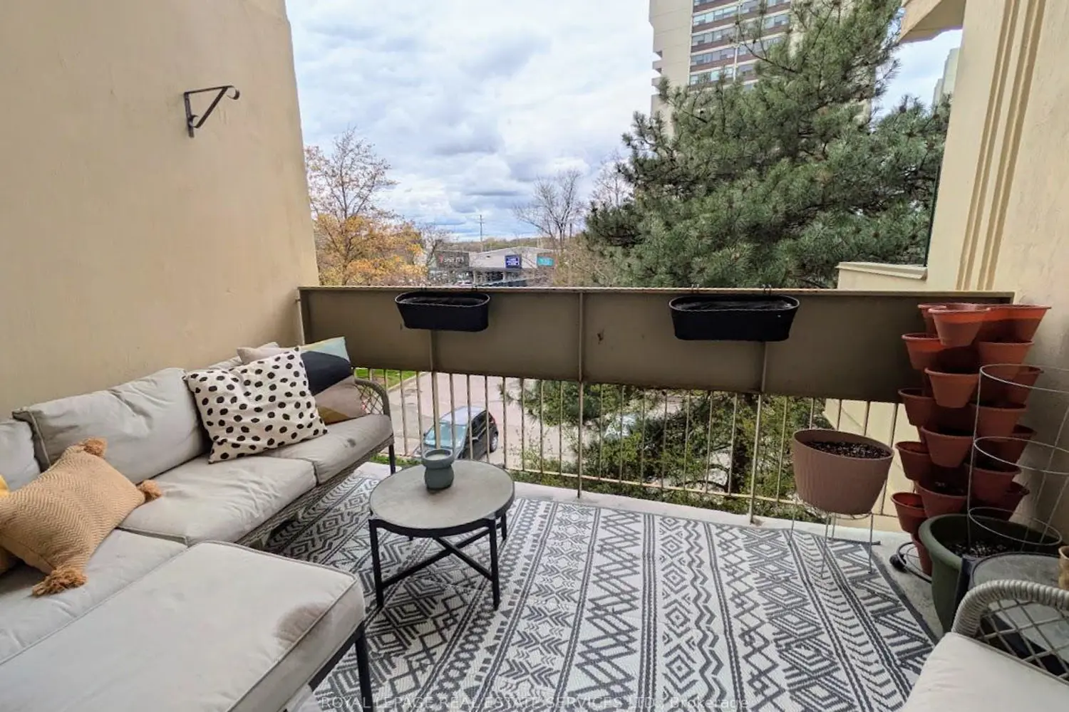 Additional image 5 of 1300 Marlborough Court 325