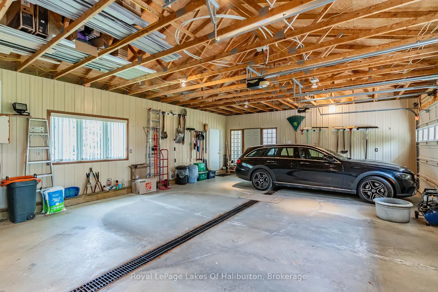 Additional image 18 of 1089 Pioneer Road