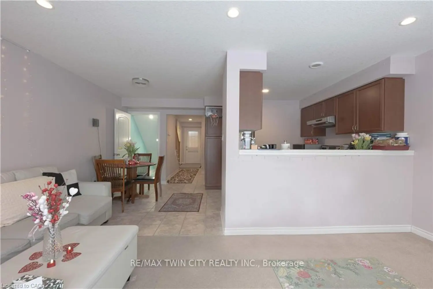 Additional image 9 of 535 Margaret Street 74