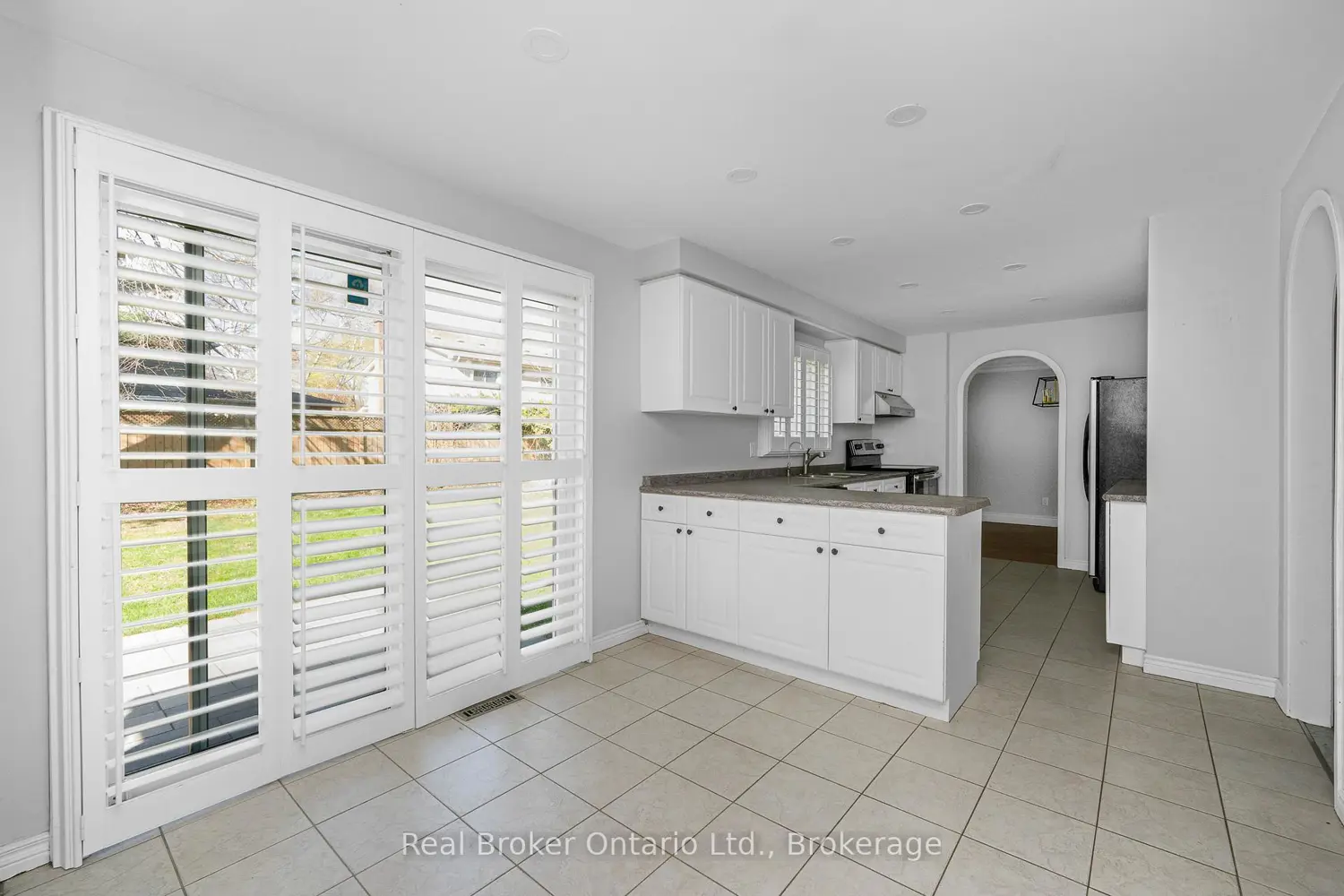 Additional image 14 of 2344 Devon Road