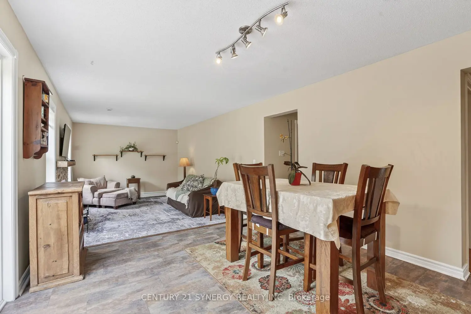 6 Sawgrass Circle photo 5