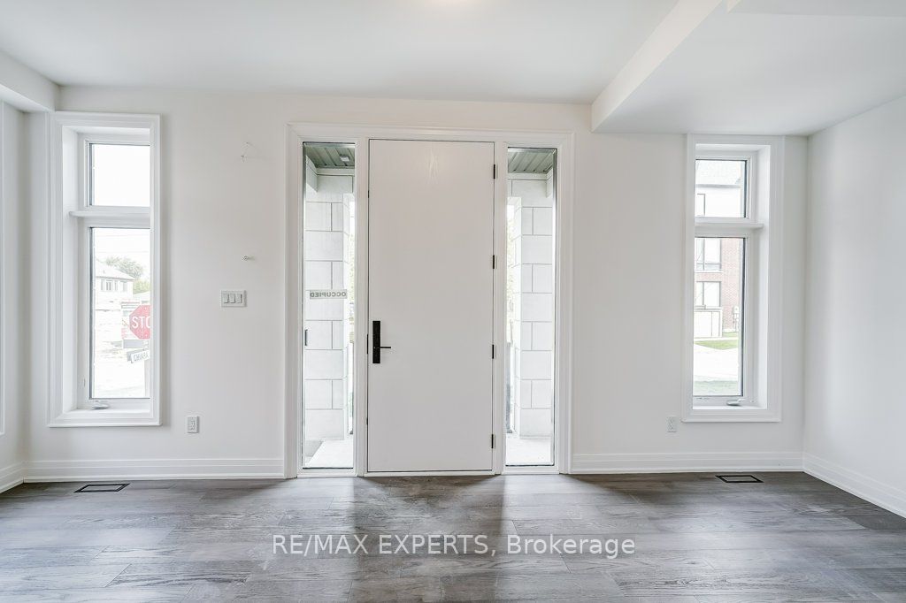 Additional image 3 of 14A Mccachen Street, Richmond Hill, ON, L4E 2X5