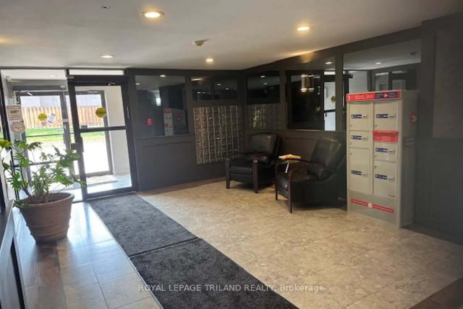 Additional image 15 of 650 Cheapside Street 605