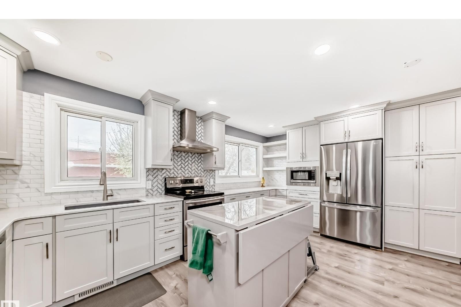 Additional image 8 of 4006 115 Avenue NW, Edmonton, AB, T5W0V4