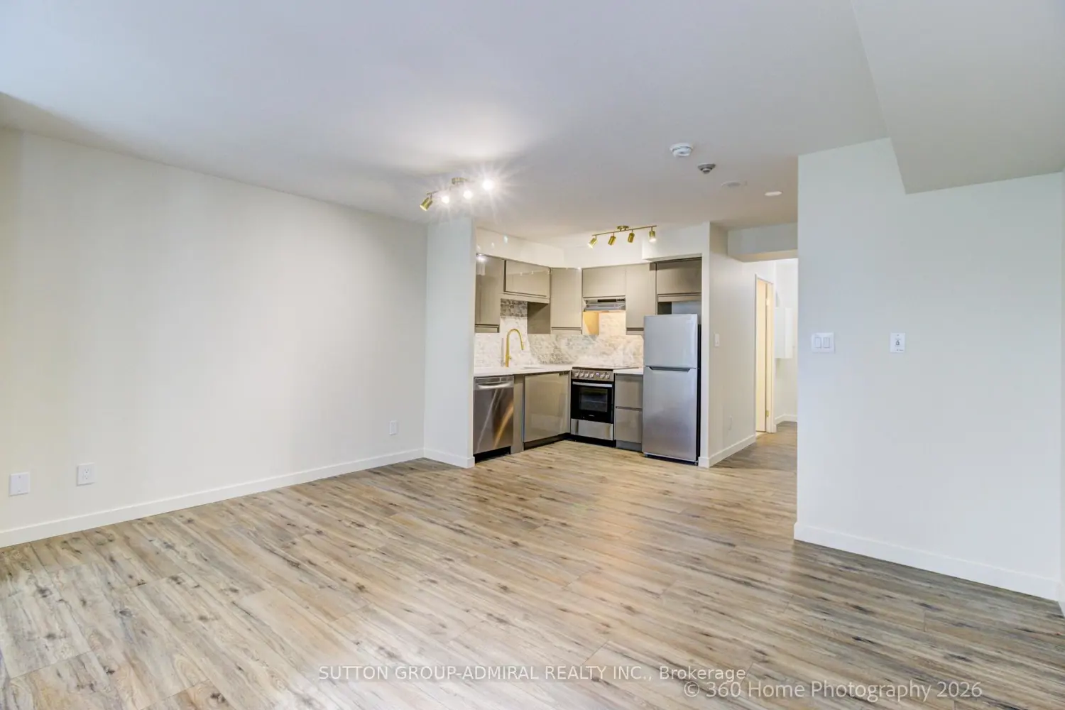 Additional image 9 of 43 Eglinton Avenue 501