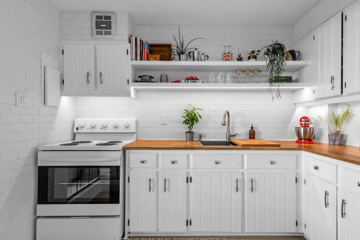 Additional image 3 of 541 Blackthorn Avenue 1210