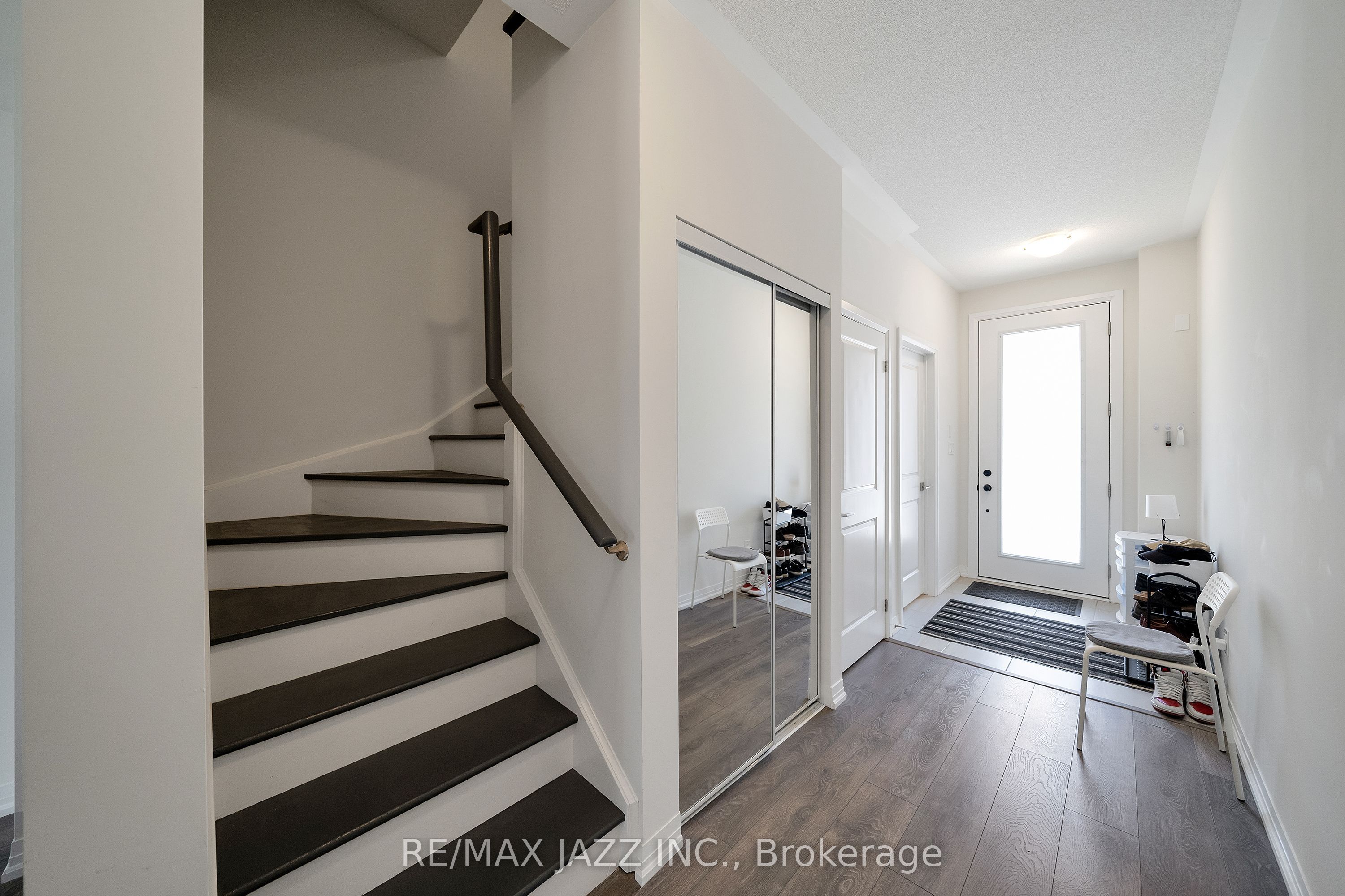 Additional image 4 of 16 Klein Way, Whitby, ON, L1R 0S6