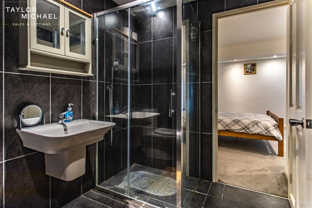 Additional image 31 of 4 bed flat to rentSt. Georges Road, Brighton BN2