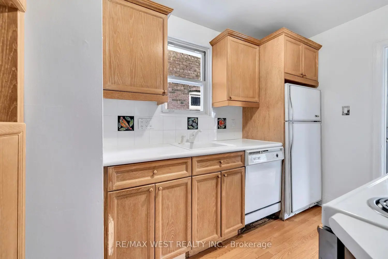Additional image 8 of 284 Fairlawn Avenue