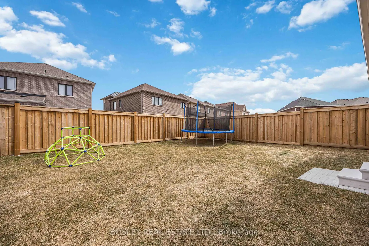 Additional image 18 of 29 Ferragine Crescent