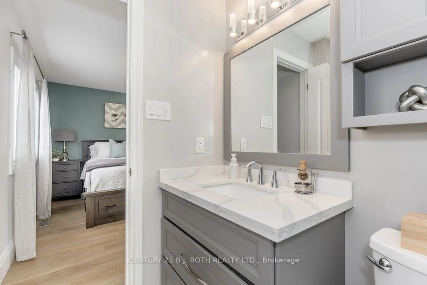 15 Sugarbush Road photo 2