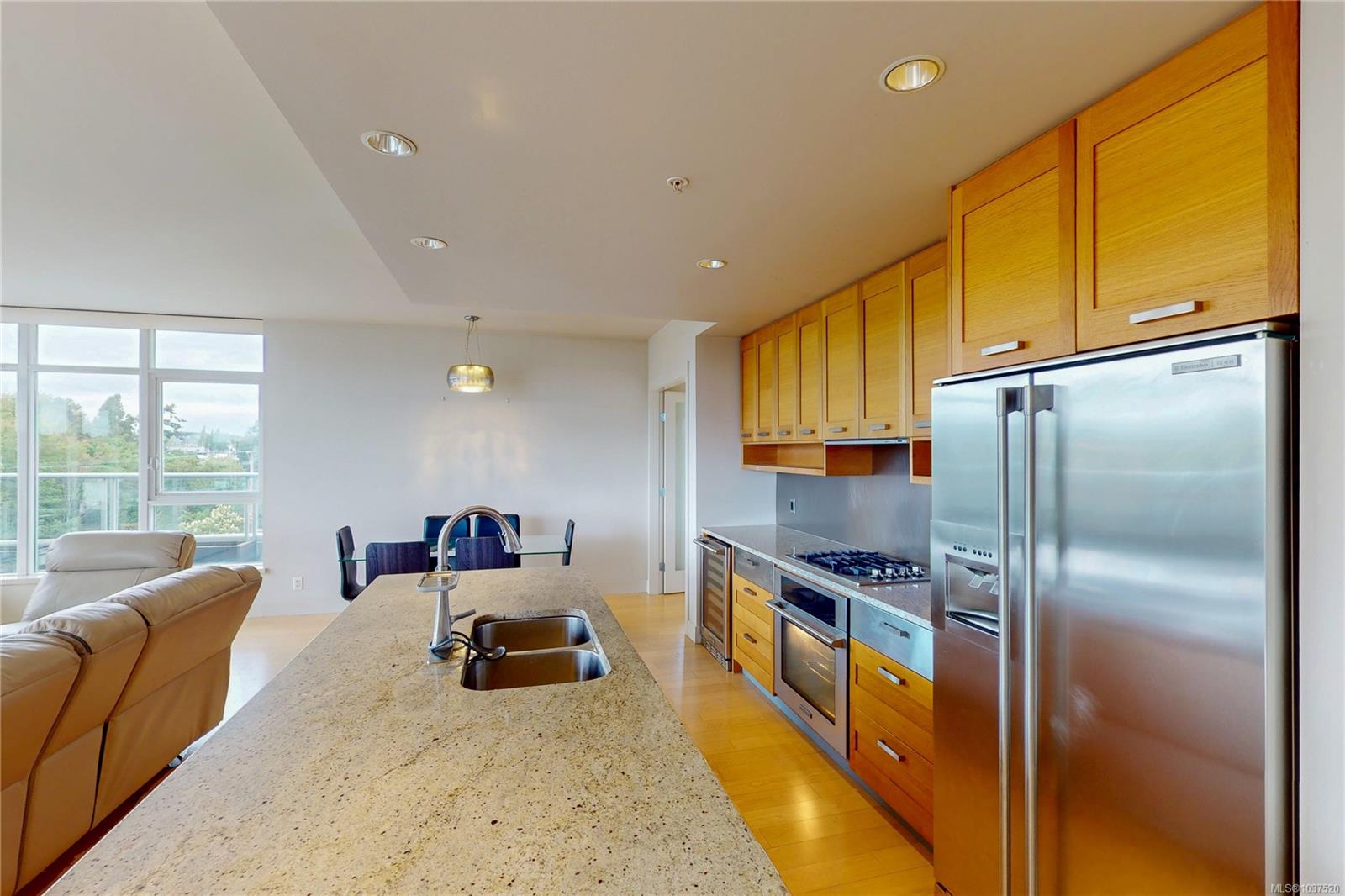 Additional image 2 of PH2-365 Waterfront Crescent, Victoria, BC, V8T 0A6