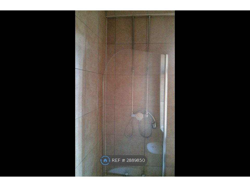 Additional image 5 of 2 bed flat to rentWindsor Road, Falkirk FK1