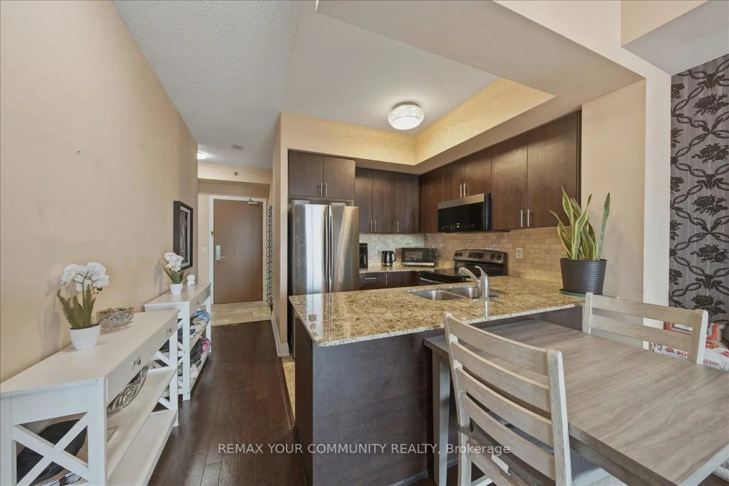 Additional image 9 of 520 Steeles Avenue 1009