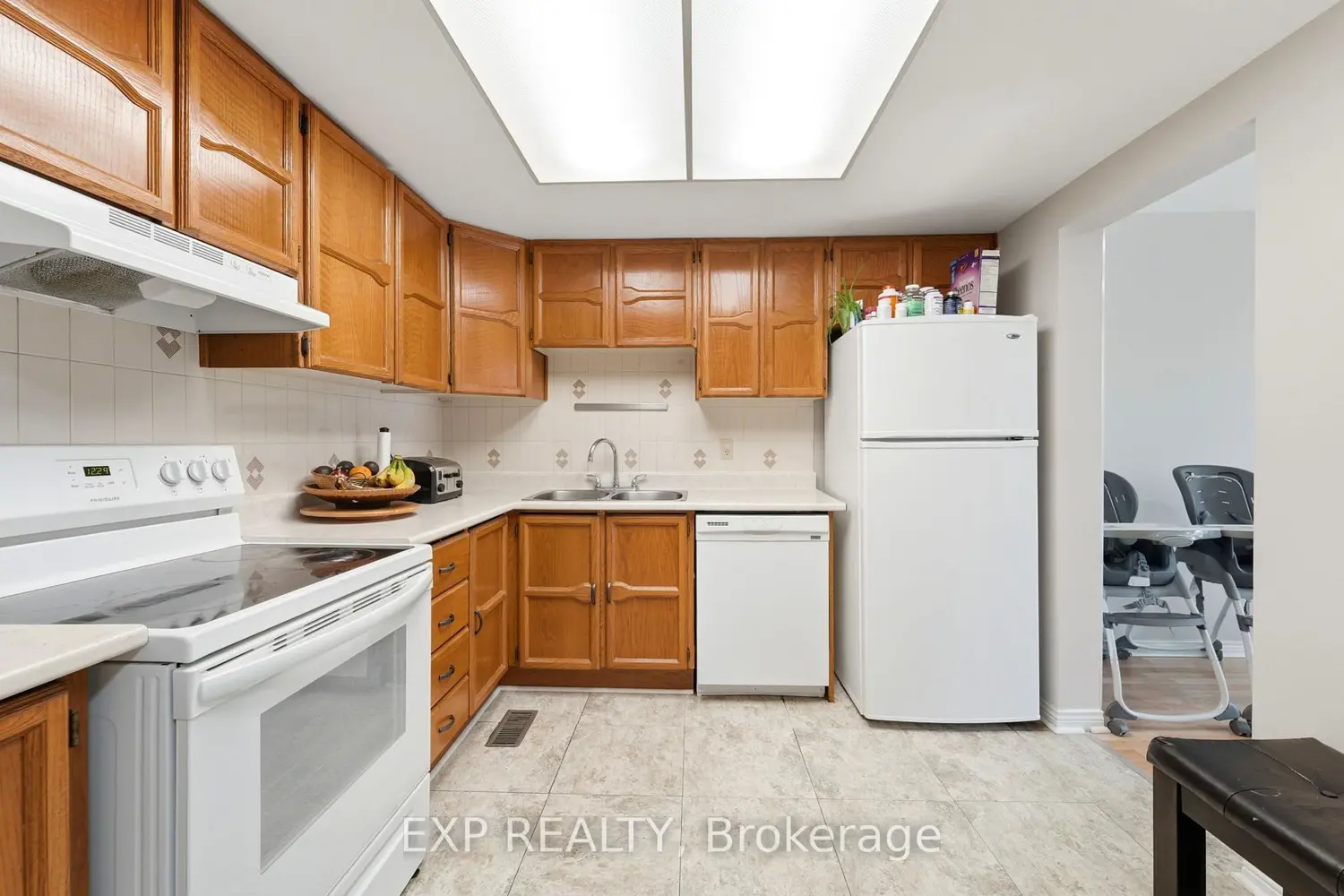 322 Robillard Private 8 photo 4