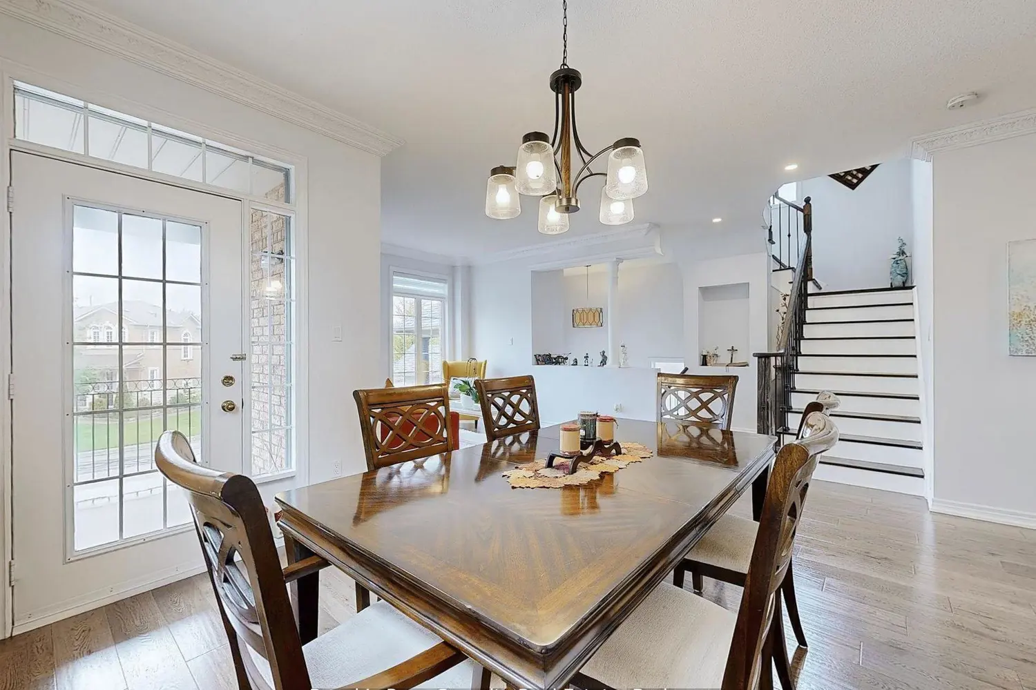 Additional image 5 of 128 Daiseyfield Crescent