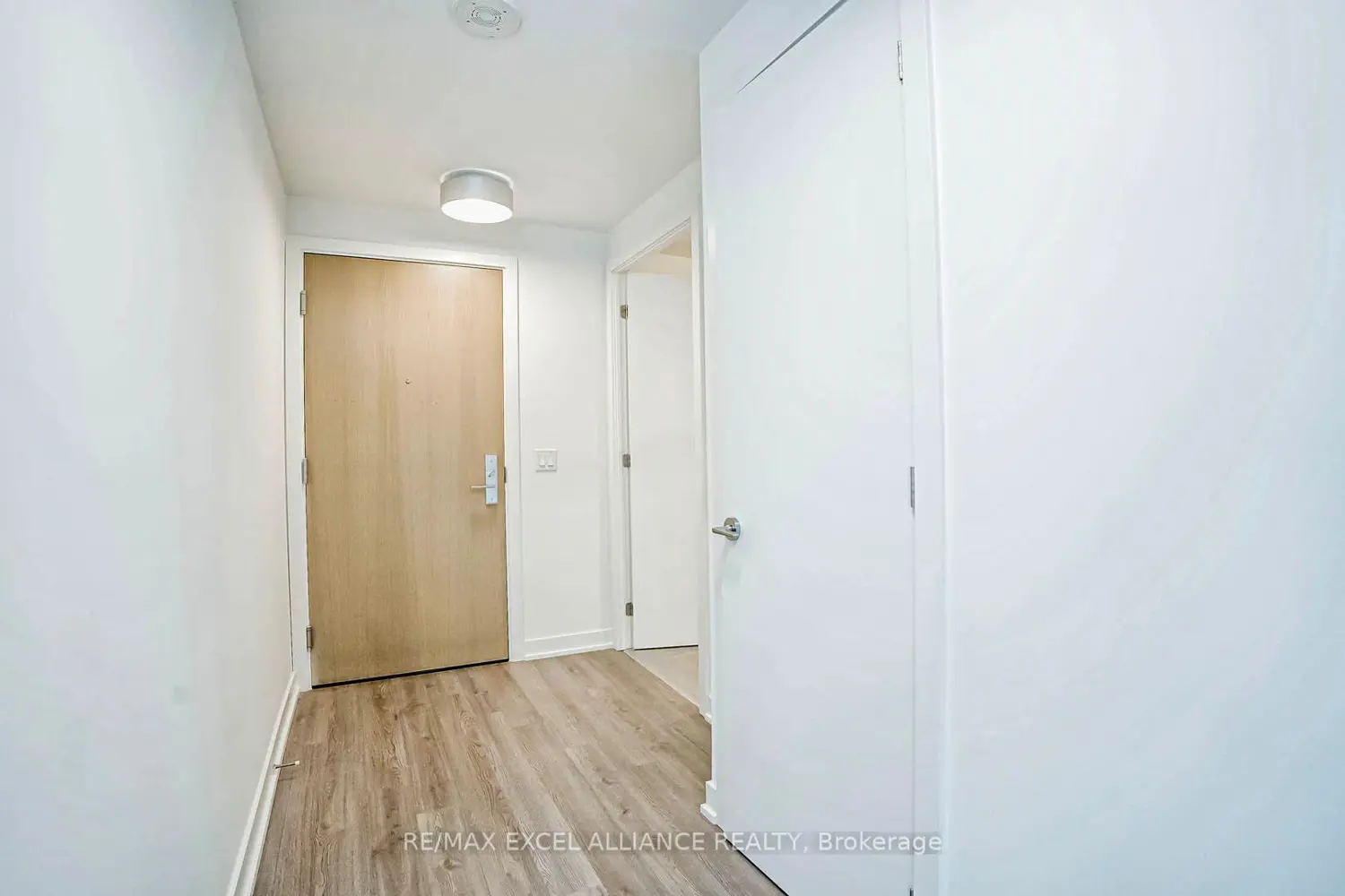 Additional image 5 of 357 King Street 3009