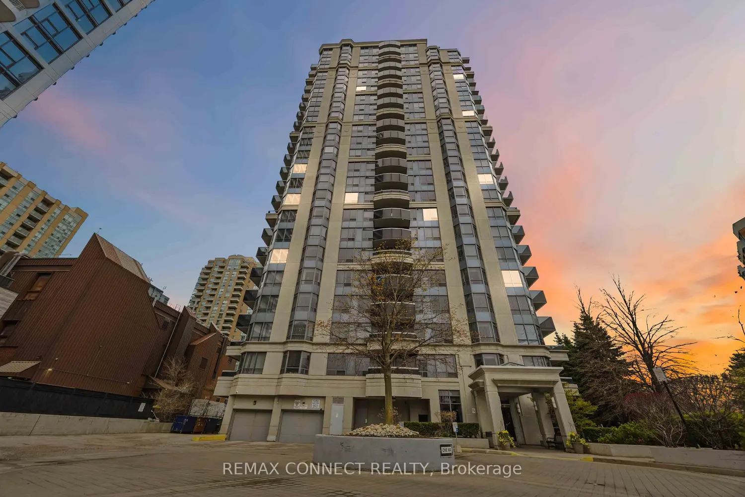 Additional image 13 of 35 Finch Avenue 2010