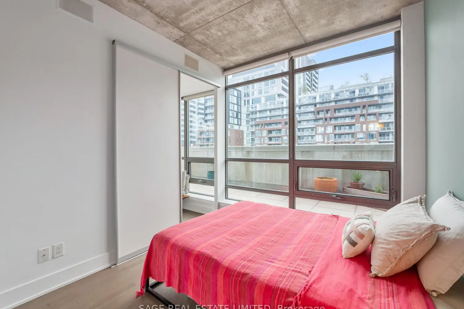 Additional image 8 of 630 Queen East Street 411