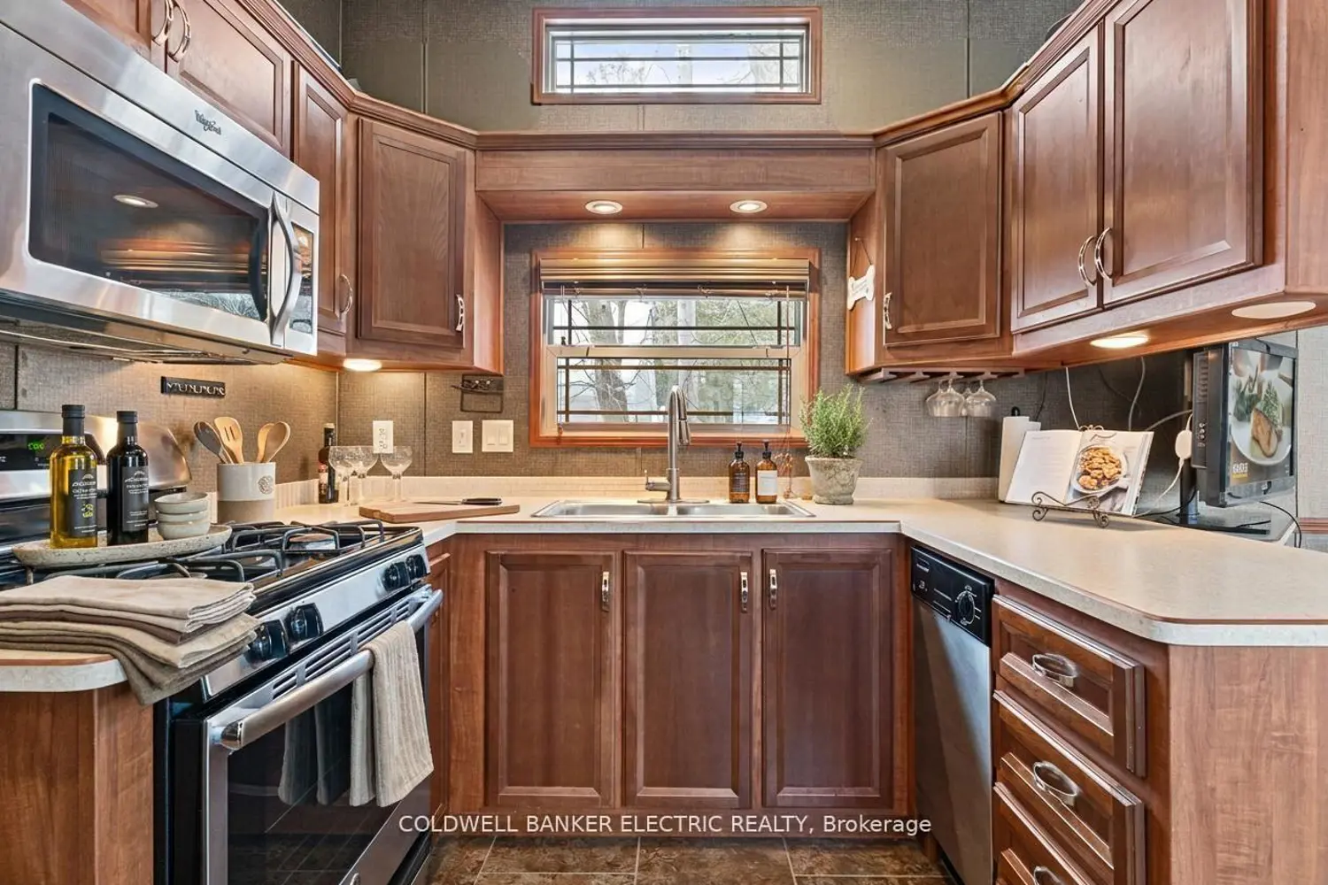 Additional image 3 of 5139 Halstead Beach Road 485B