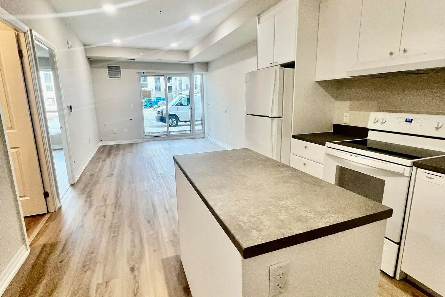 Additional image 7 of 50 Herrick Avenue 146