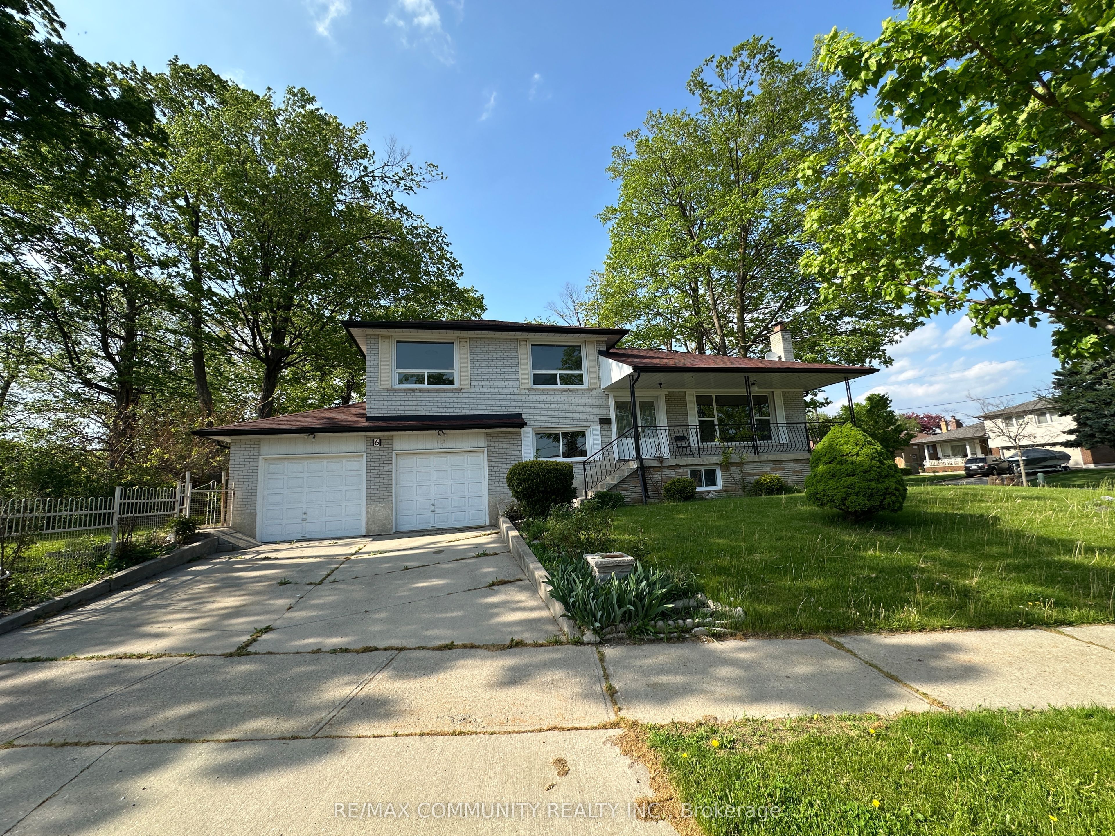 6 Brantley Crescent, Toronto, ON, M3J 1X5