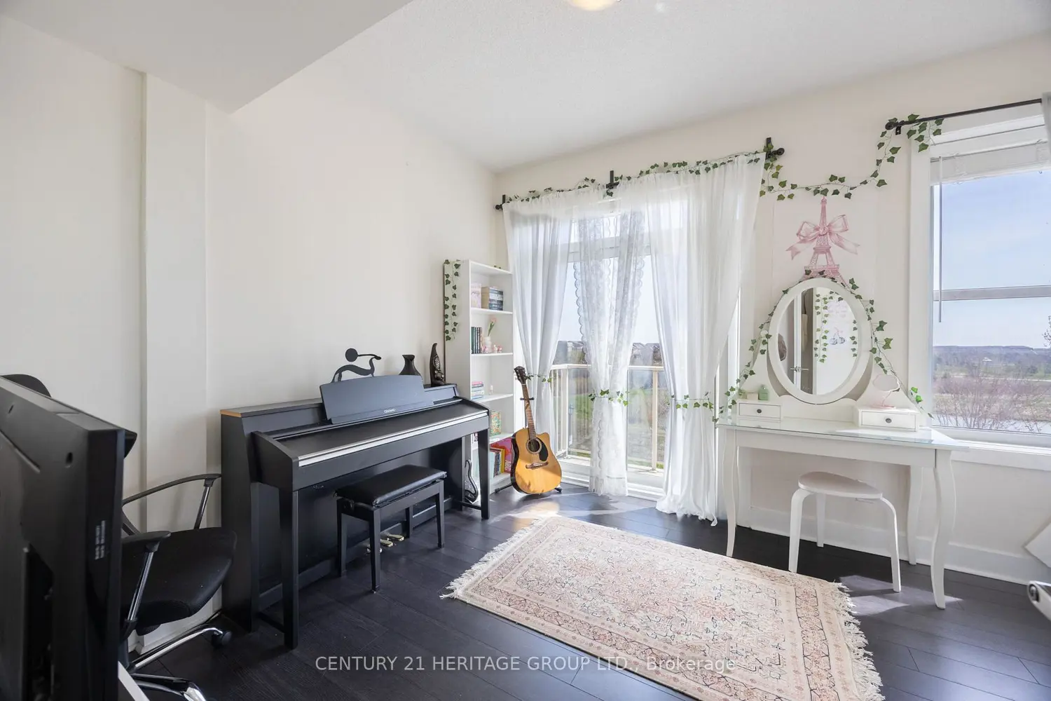 Additional image 7 of 28 Prince Regent Street 329