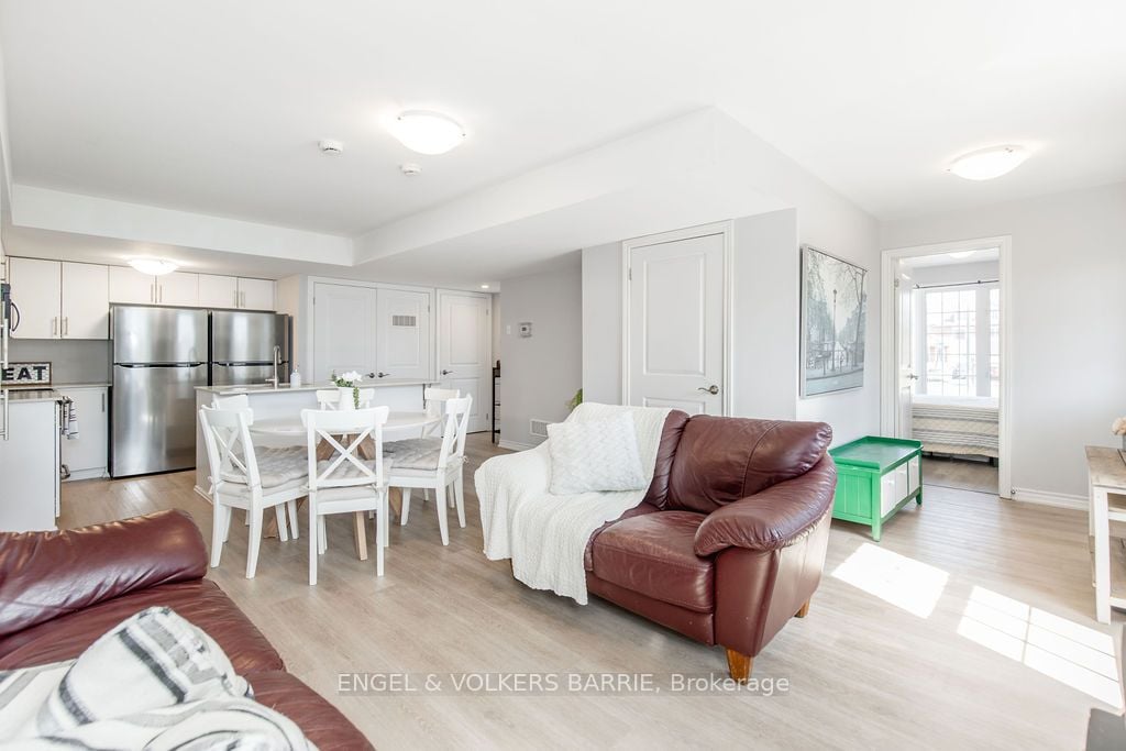 Additional image 5 of 16-242 Penetanguishene Road, Barrie, ON, L4M 7C2
