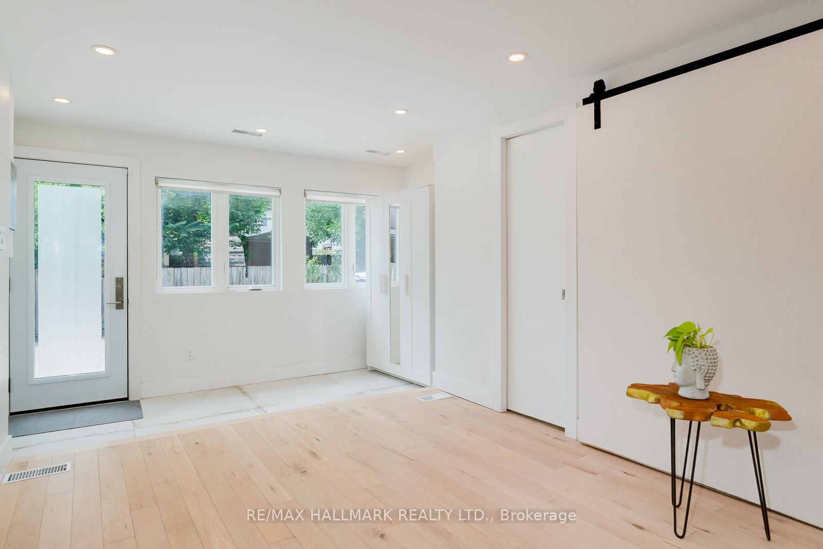 Additional image 3 of 37 Craven Road, Toronto, ON, M4L 2Z4