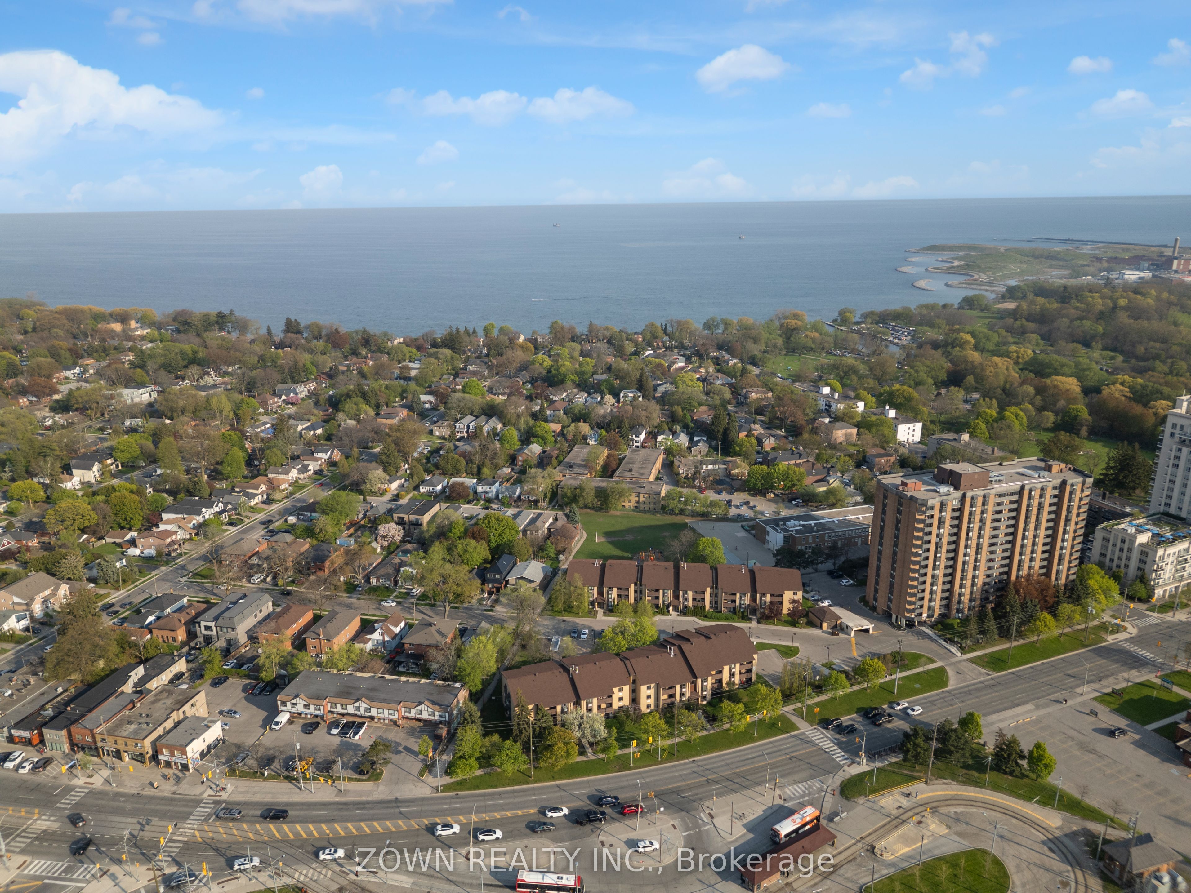 210-3835 Lakeshore Boulevard W, Toronto, ON, M8W 1R2