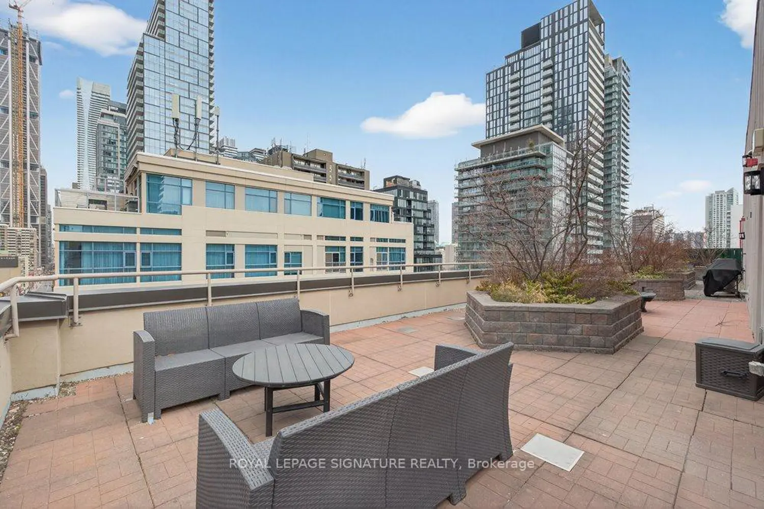 Additional image 11 of 555 Yonge Street 707