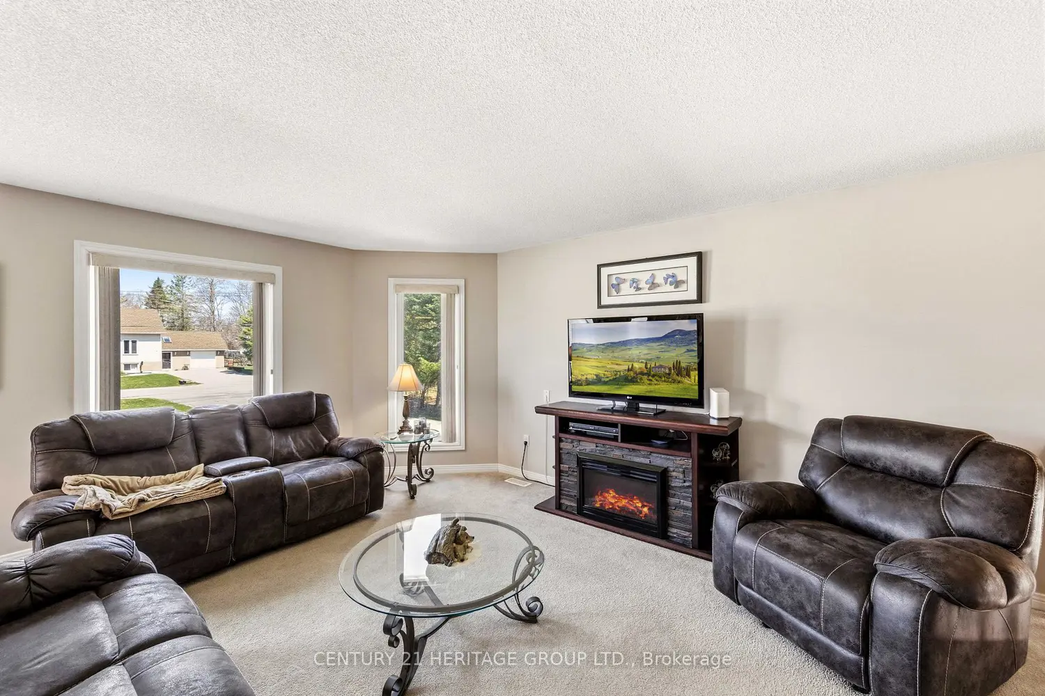 27 Creek Drive photo 2