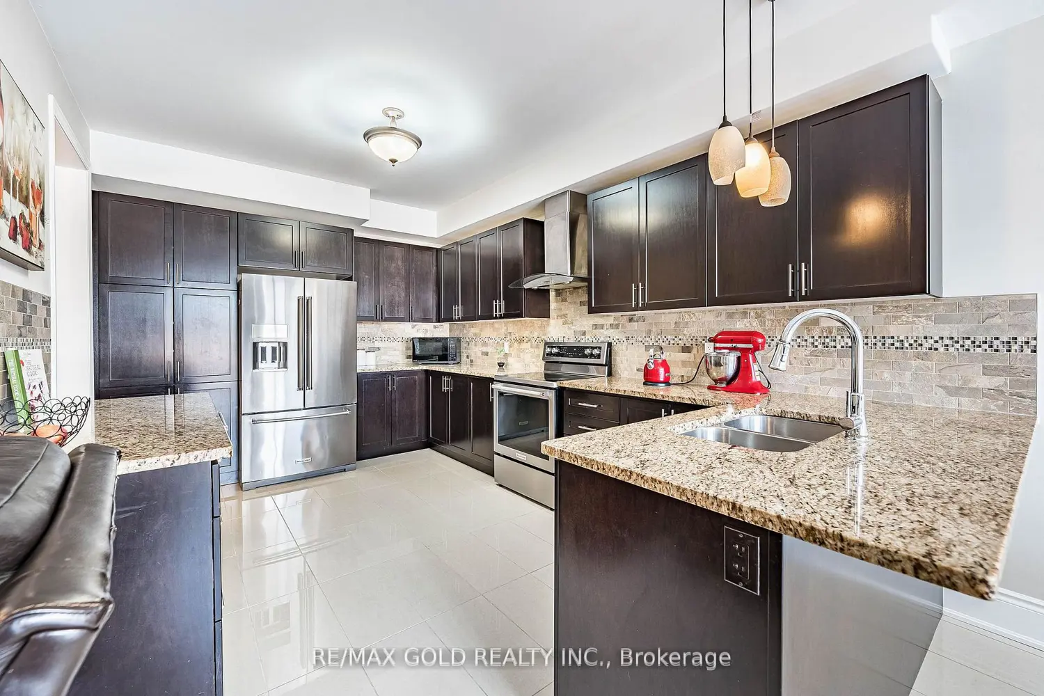 Additional image 9 of 74 Walker Boulevard