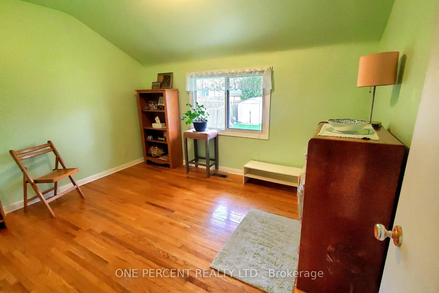 Additional image 11 of 164 Redford Crescent