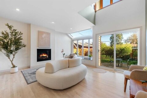 Additional image 7 of 2531 7 Avenue NW, Calgary, AB, T2N 1A5