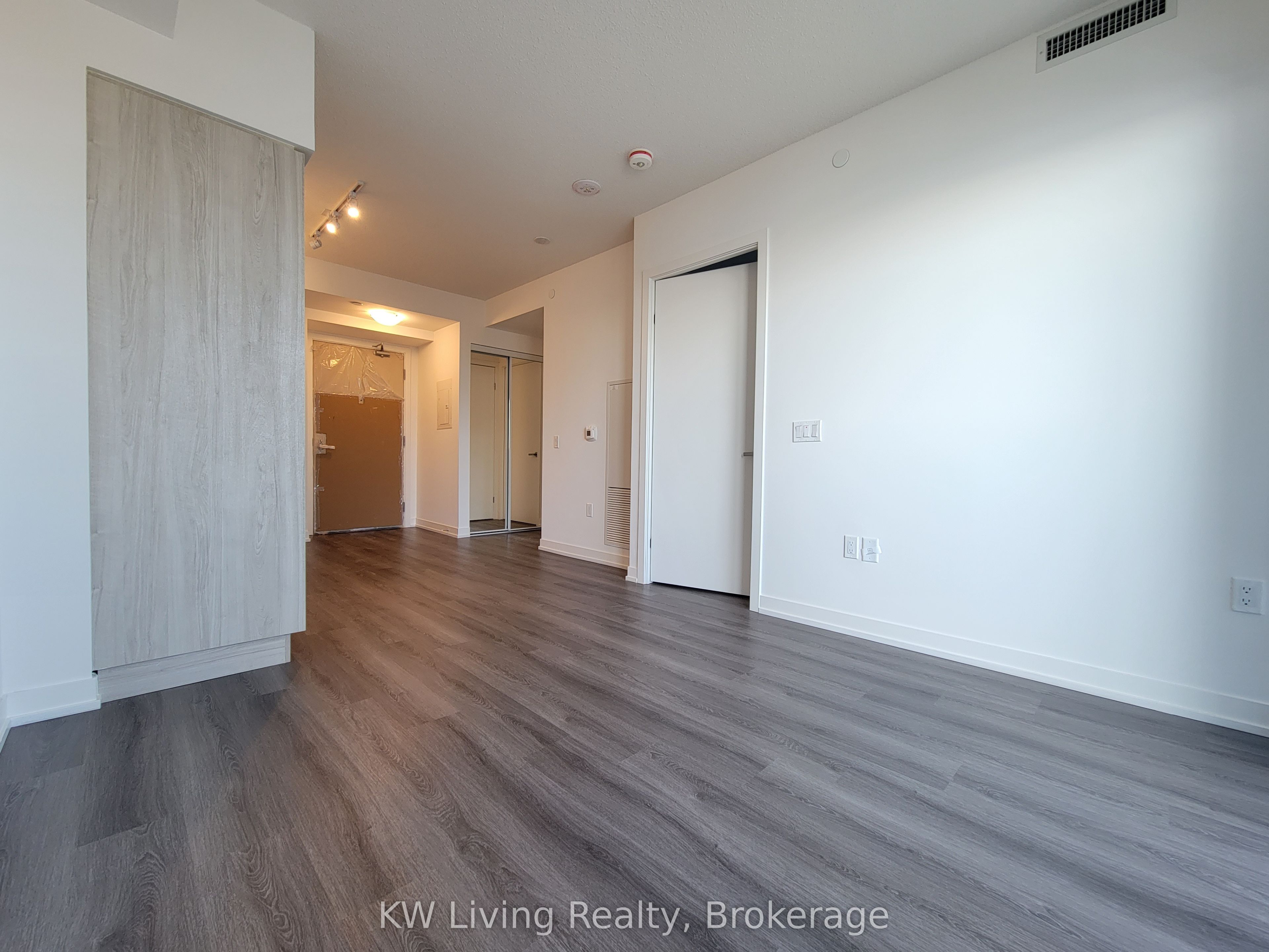 Additional image 5 of 1605-138 Downes Street, Toronto, ON, M5E 0E4