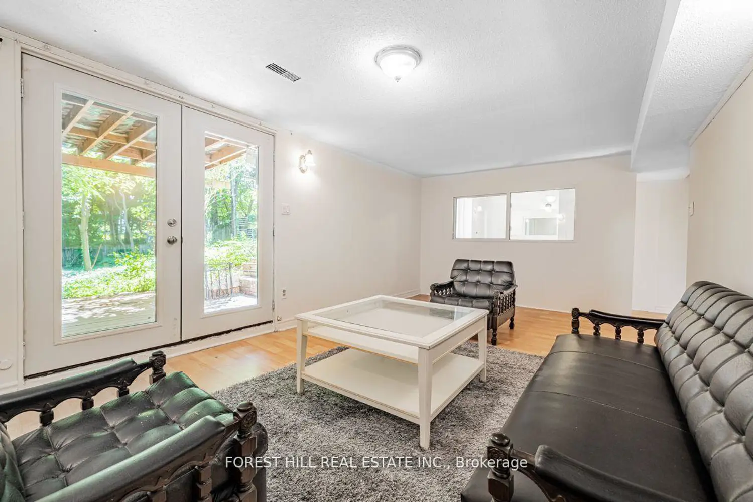 Additional image 10 of 2977 Bayview Avenue