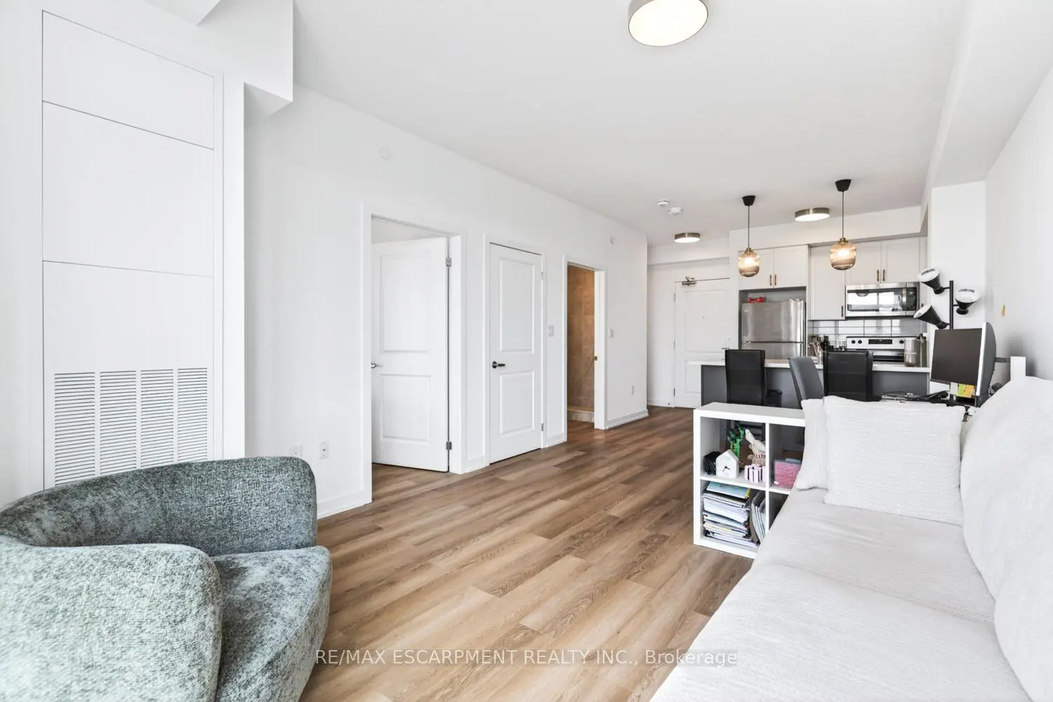 Additional image 13 of 470 Dundas Street 804