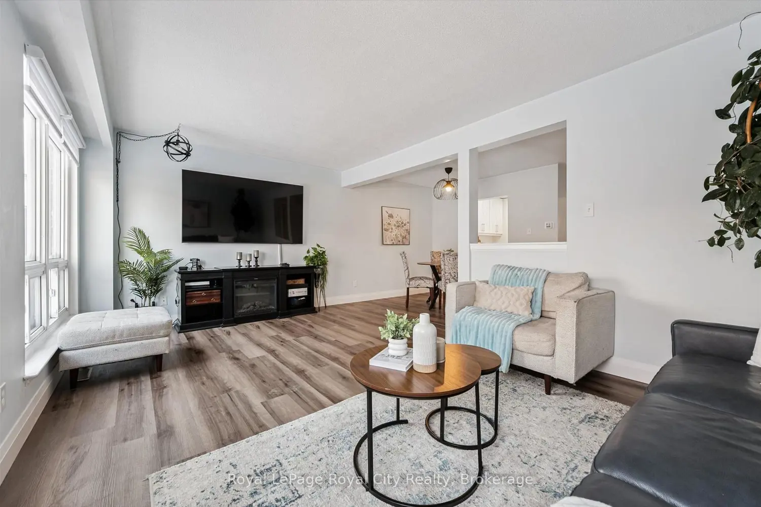 121 Bagot Street 30 photo 4