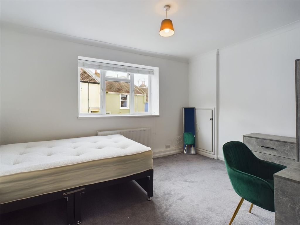Additional image 10 of 7 bed shared accommodation to rentAlbion Hill, Brighton BN2
