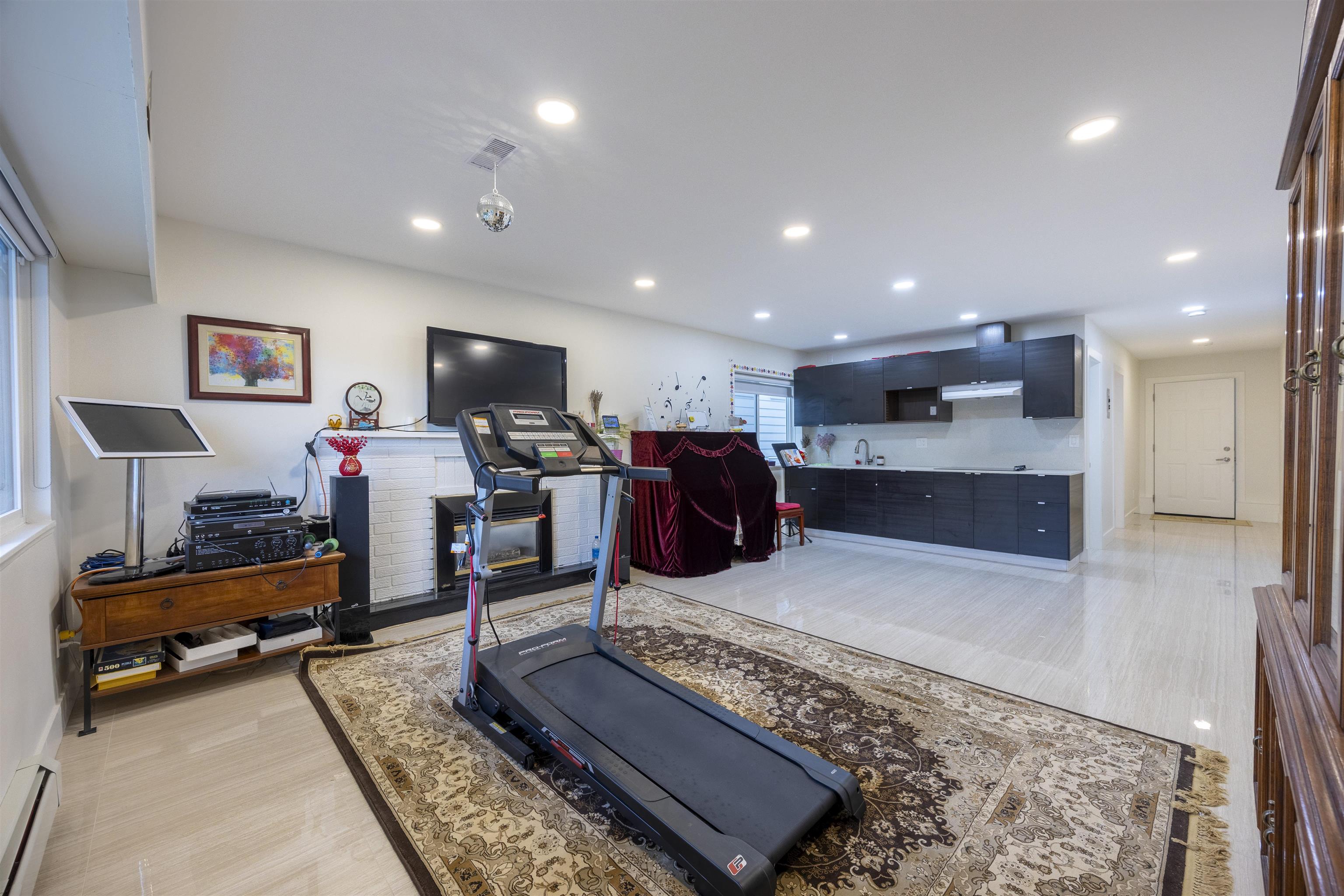 Additional image 5 of 3881 Napier Street, Burnaby, BC, V5C 3E6