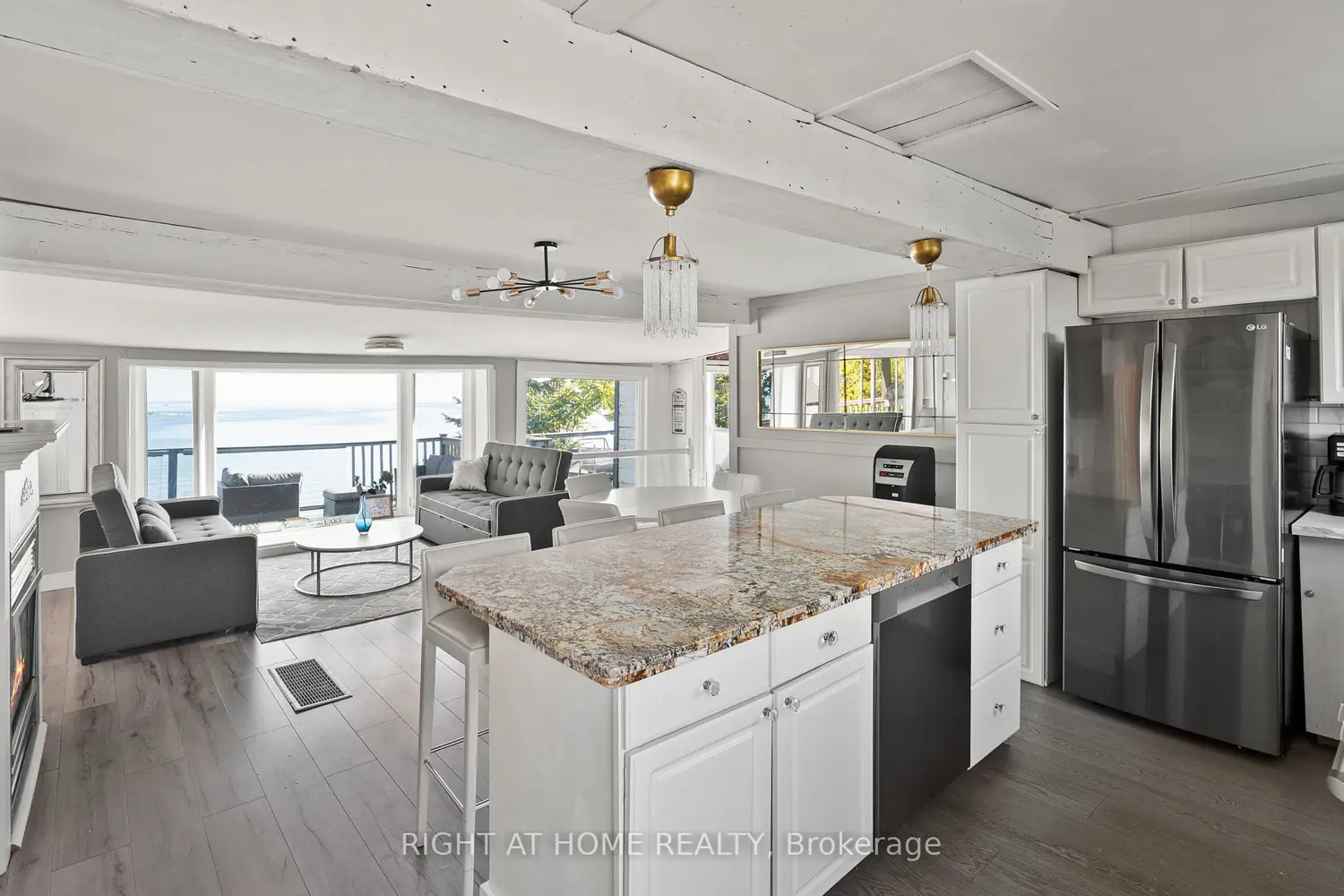 71 Lighthouse Dr Drive photo 4