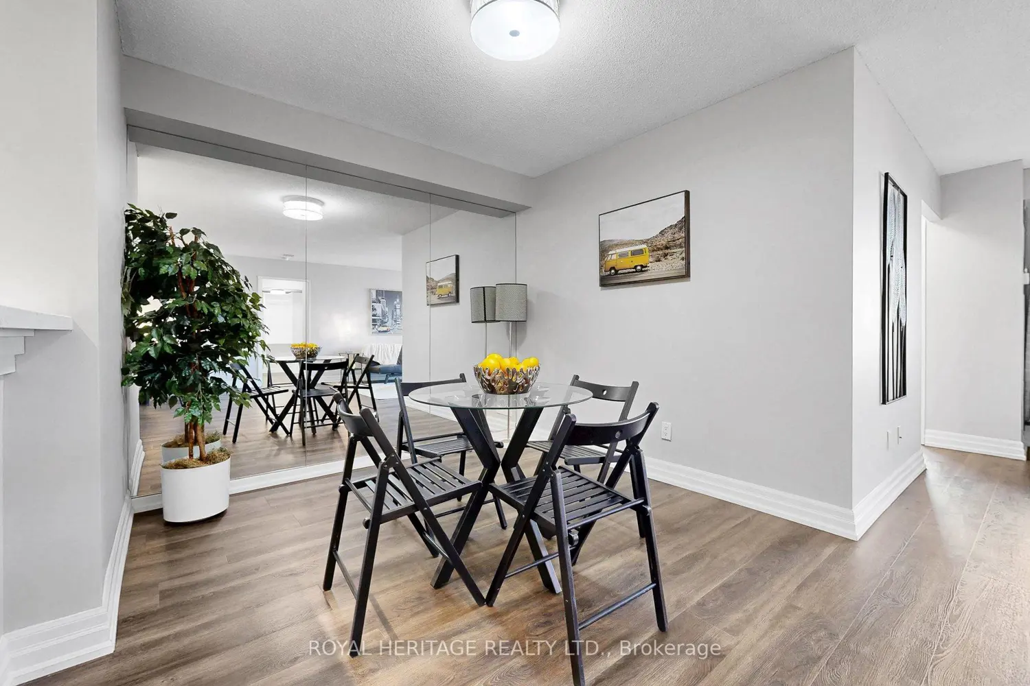 Additional image 11 of 20 Guildwood Parkway 207