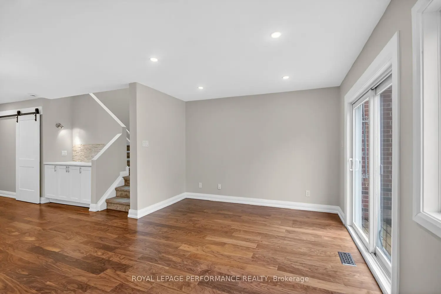 Additional image 7 of 34 Dignard Street