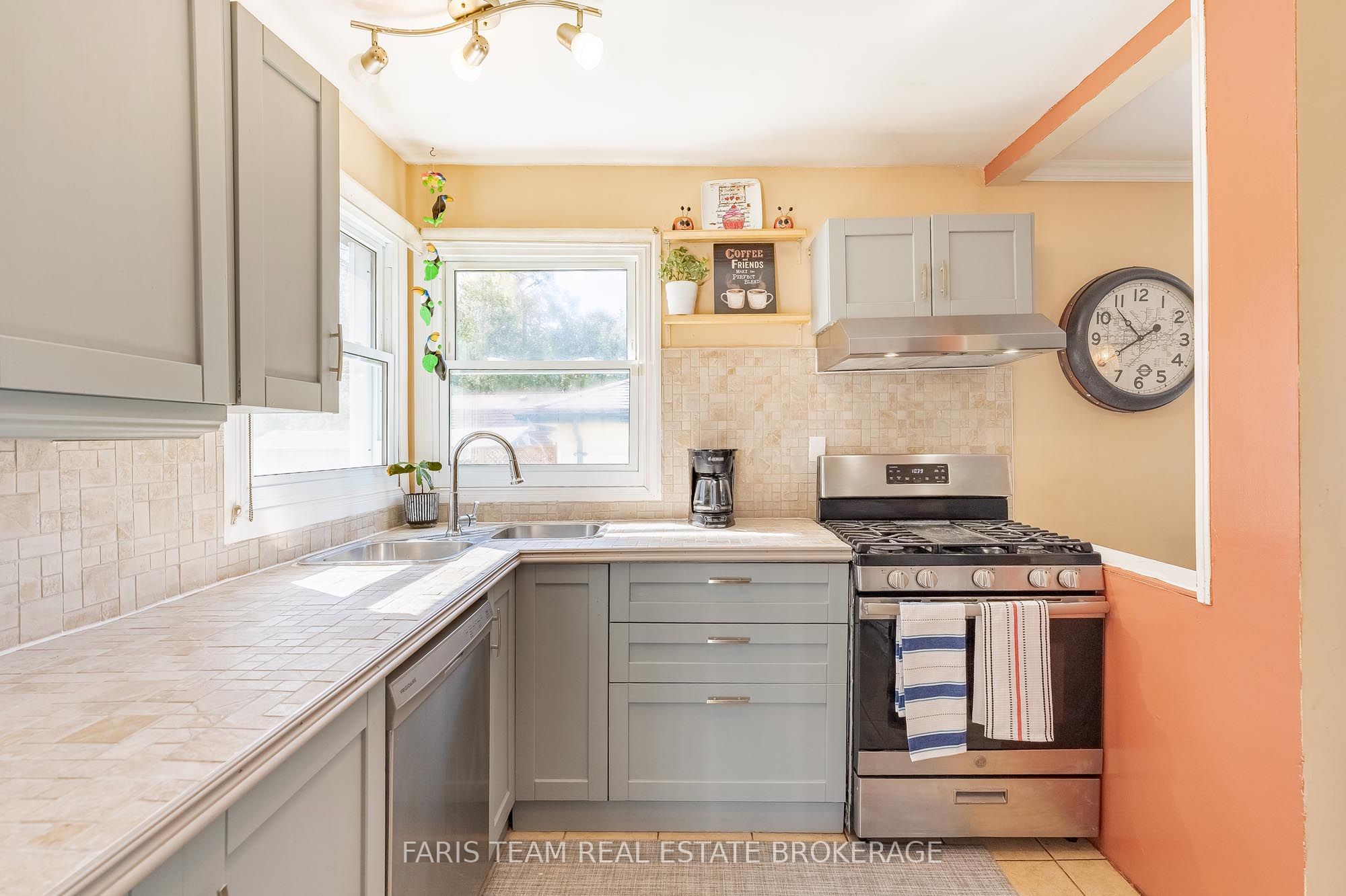 Additional image 4 of 2083 Lilac Drive, Innisfil, ON, L9S 1Y9