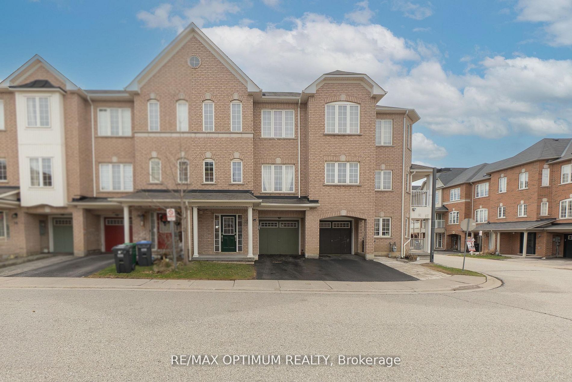 12 Gatlin Street, Brampton, ON, L6Y 0R6 photo 2