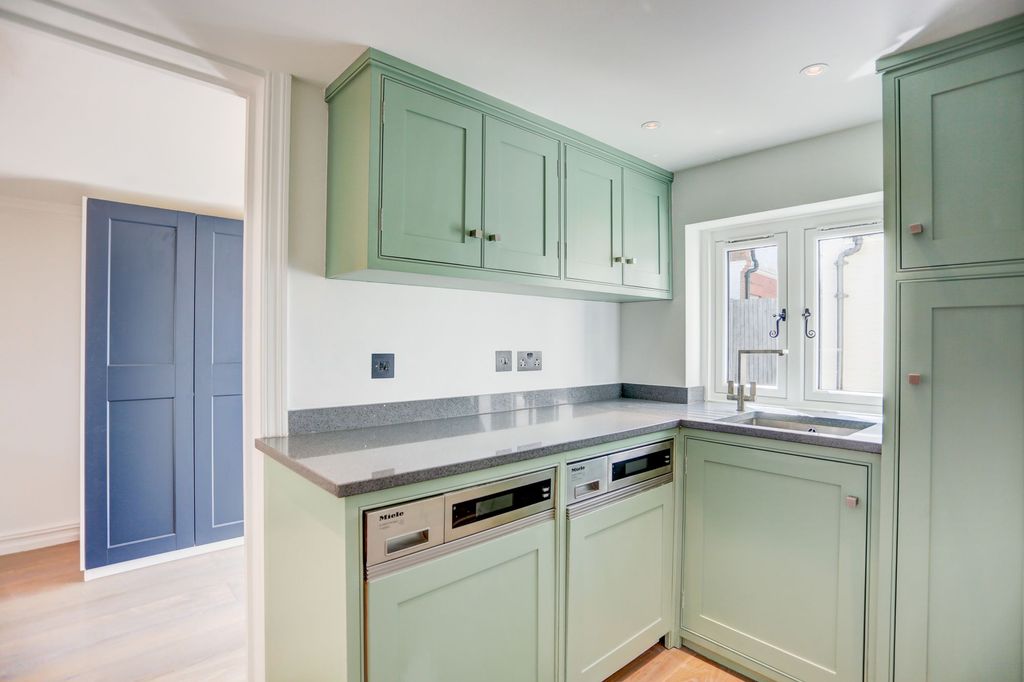 Additional image 9 of 5 bed detached house to rentDyke Road Avenue, Brighton BN1