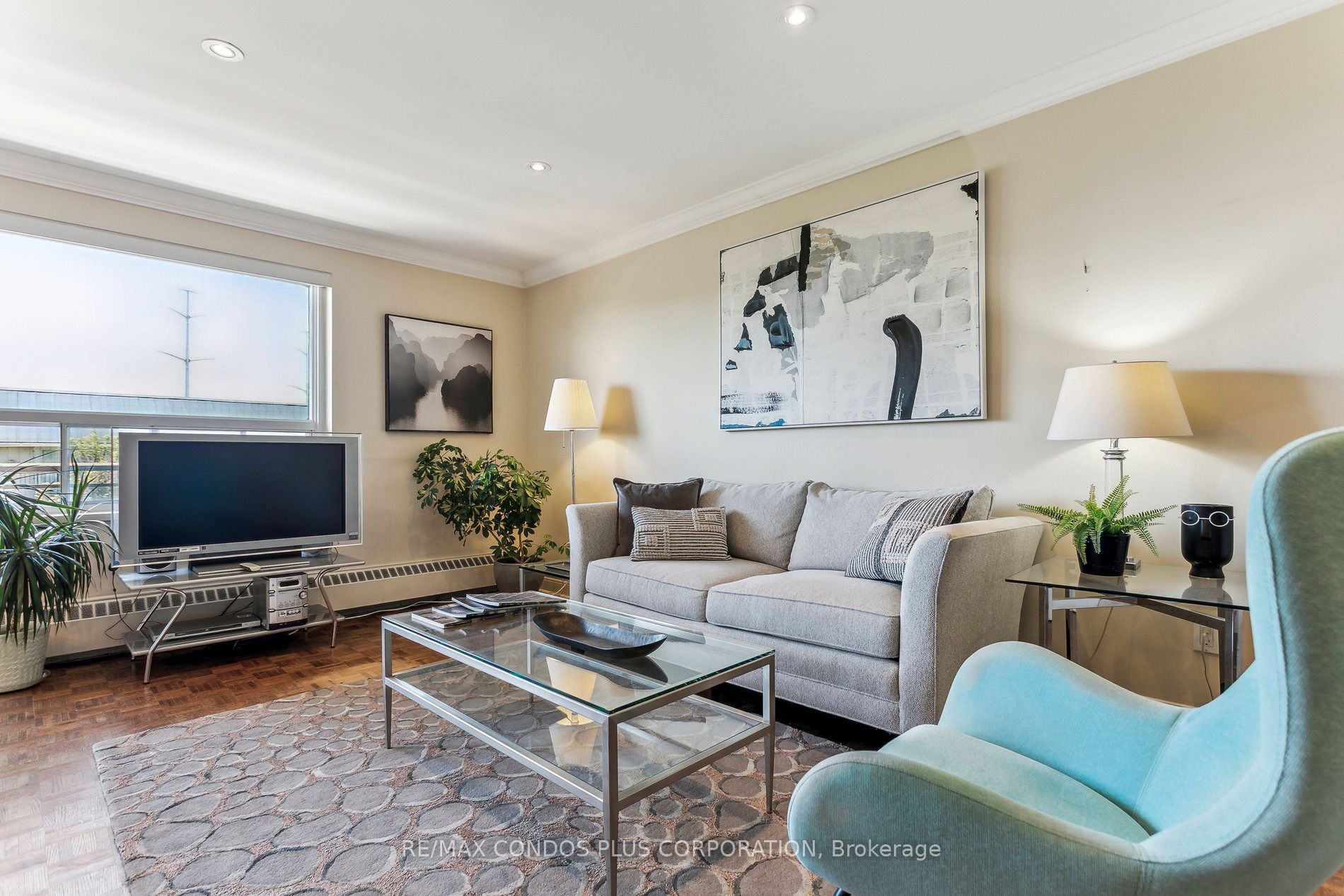 Additional image 3 of 409-71 Jonesville Crescent, Toronto, ON, M4A 1H1