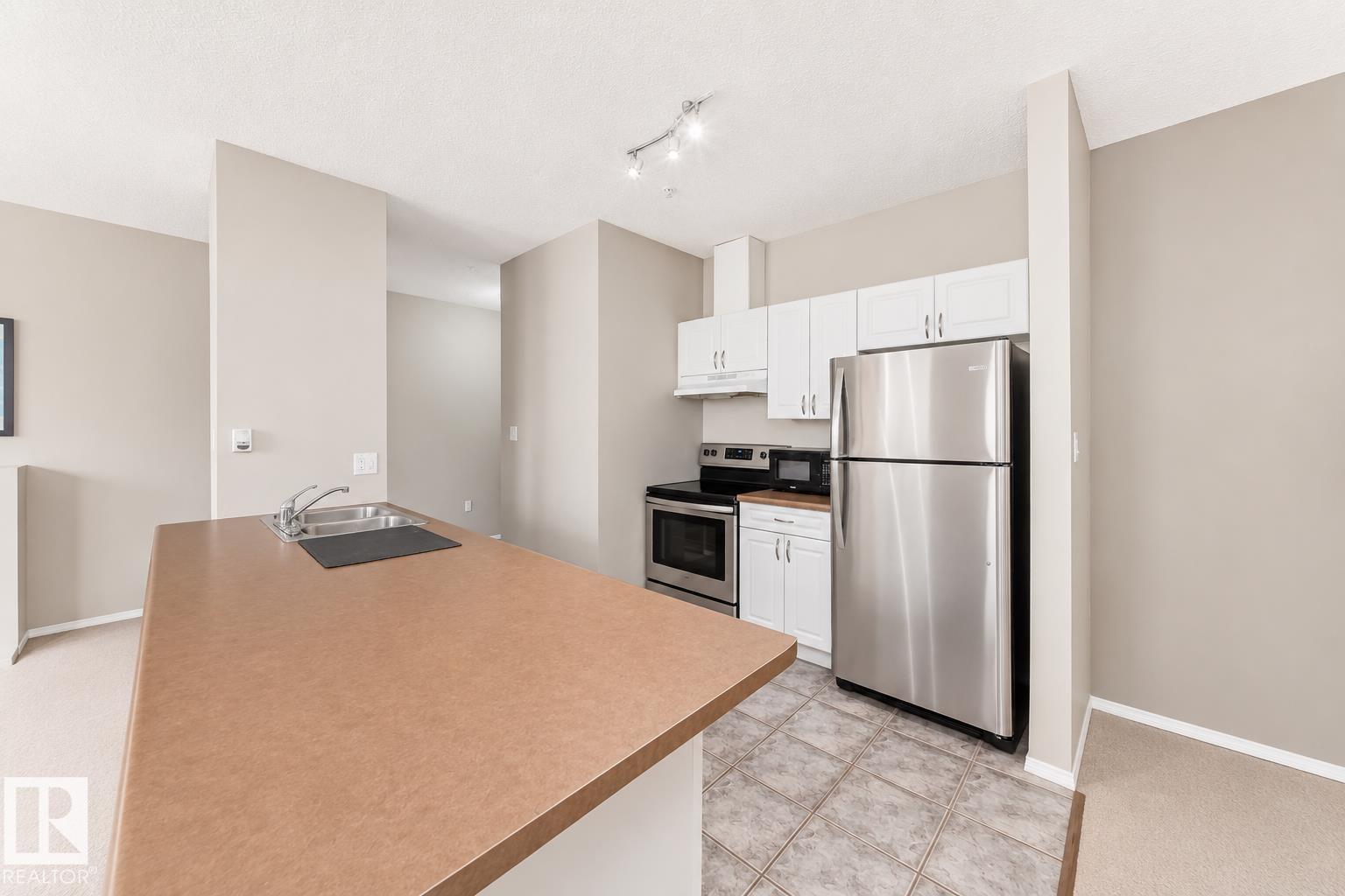 Additional image 6 of 601-9919 105 Street NW, Edmonton, AB, T5K1B1