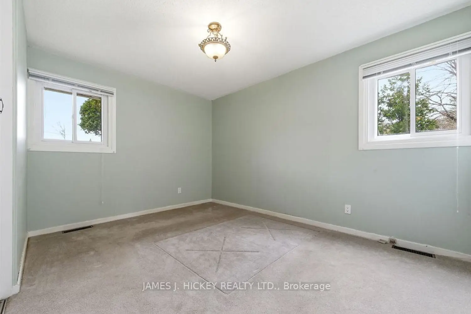 Additional image 6 of 96 Glendale Avenue